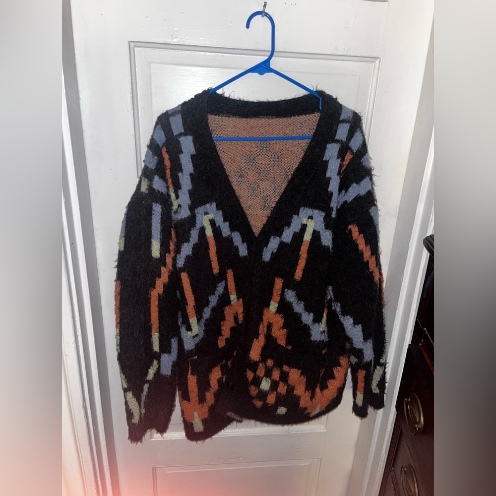 Cider V-NECK GEOMETRIC BUTTON POCKET CARDIGAN - image 2